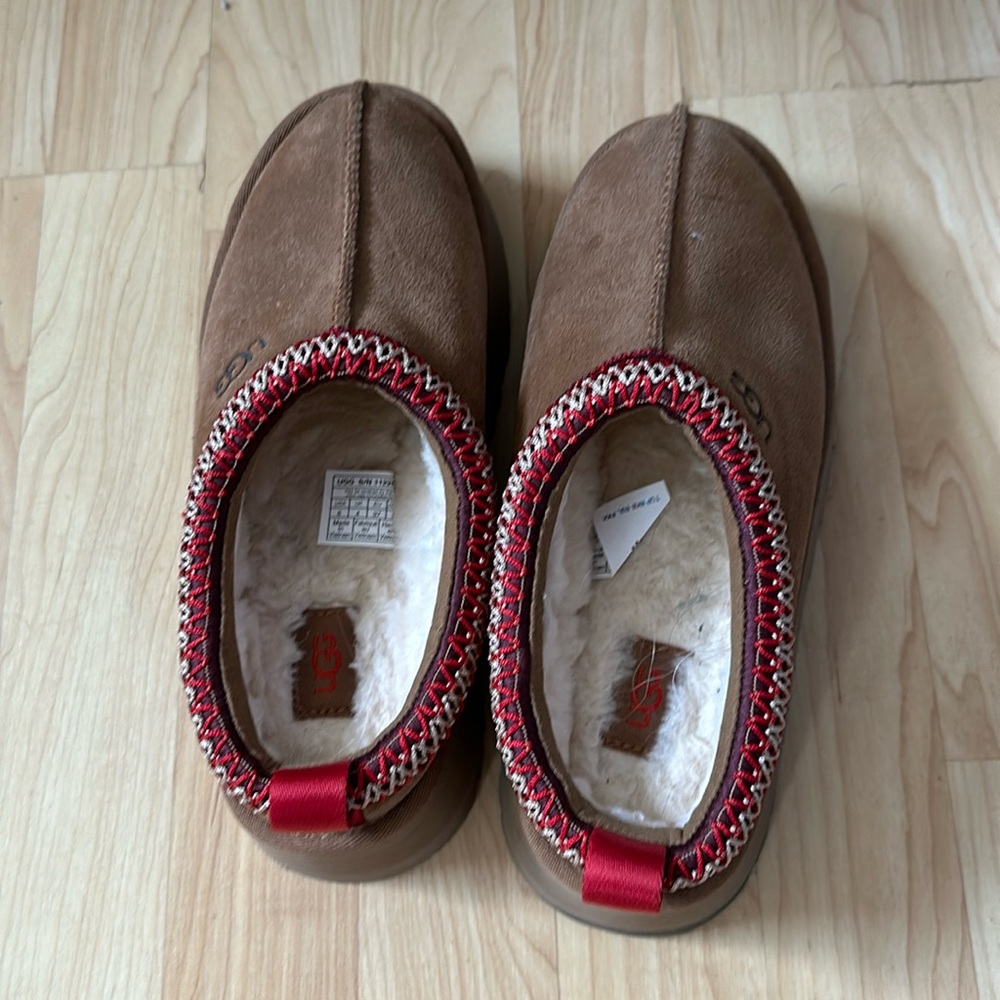 UGG PLATFORM TASMAN SLIPPERS